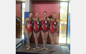 Le podium de l'équipe Nationale 4.
Chloé, Joséphine, Marie, Eva